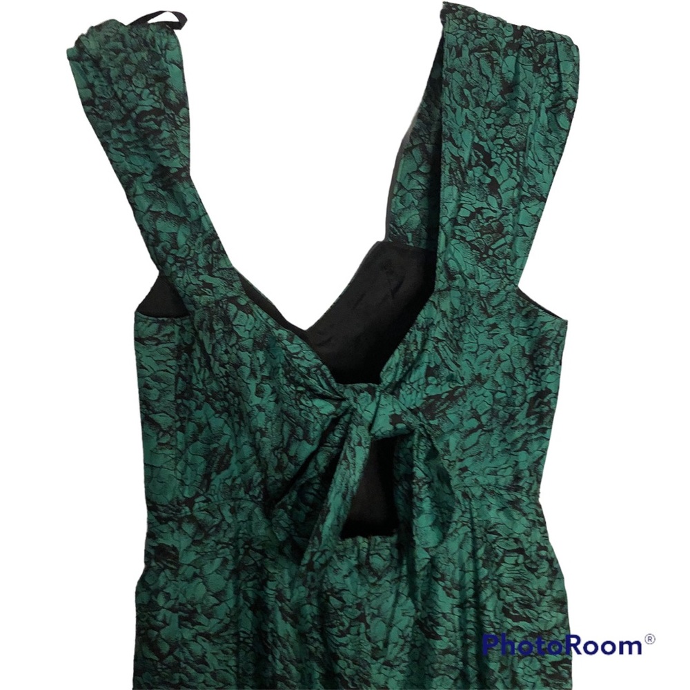 Vintage green & black silk print keyhole tie back jumpsuit